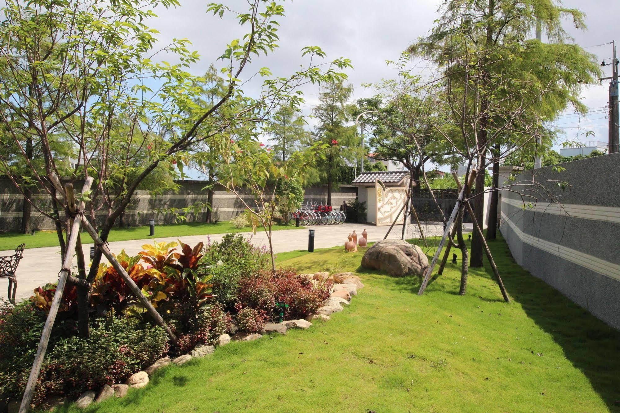 ไพน์ วิลลา Apartment หลัวตง ภายนอก รูปภาพ