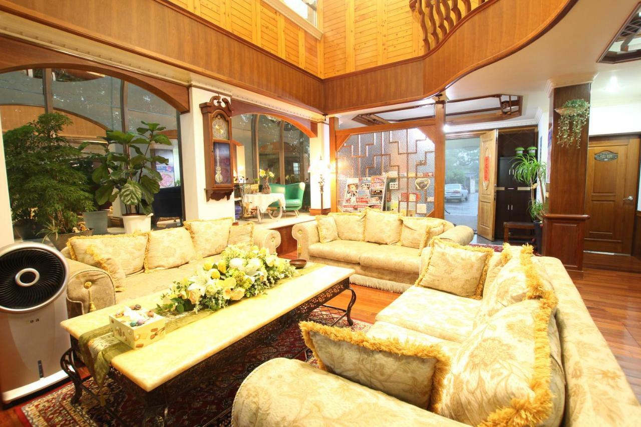 ไพน์ วิลลา Apartment หลัวตง ภายนอก รูปภาพ